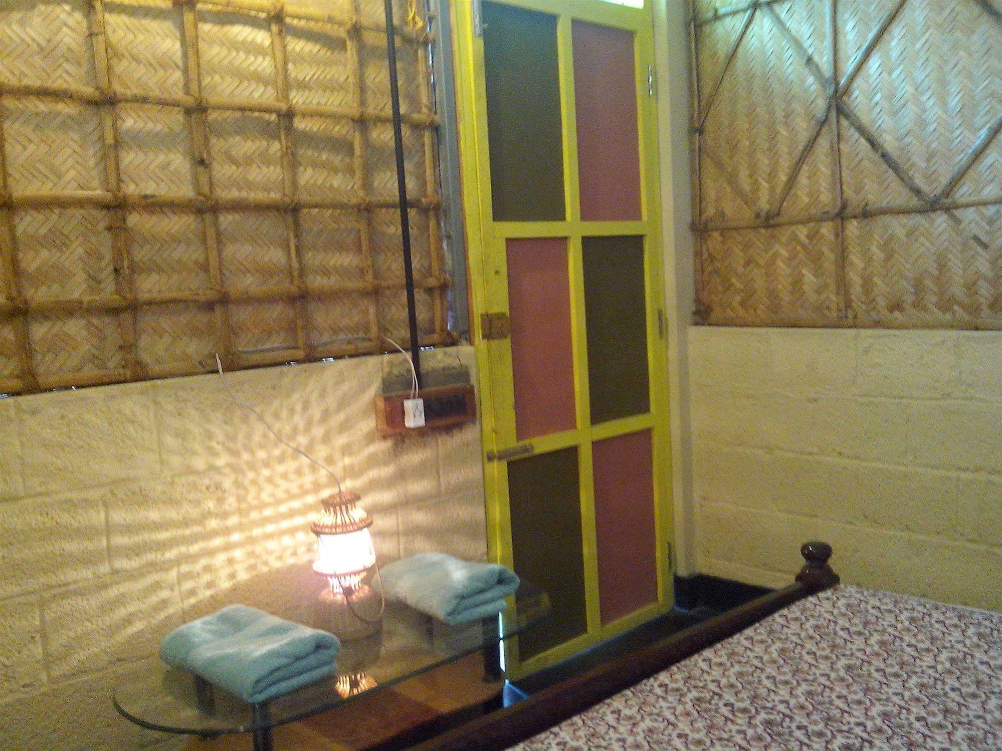 Adams Wood House Ayurveda Homestay Коччи Экстерьер фото